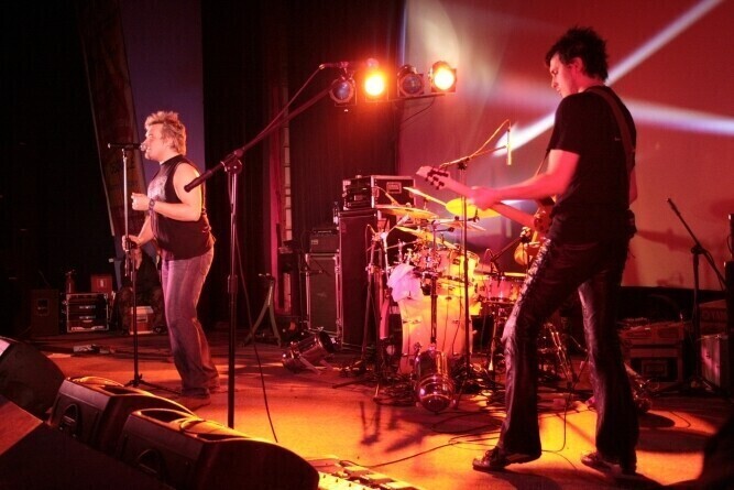 Bracia Cugowscy na święcie WSH