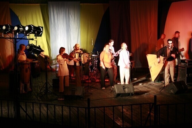 Folk rozbrzmiewał w Amfiteatrze Miejskim