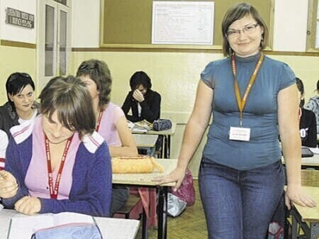 Nauczyciele emeryci wypychani ze szkół