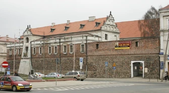 Co dalej z remontem budynków u Panien Dominikanek?