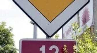 Piotrków: Drogi krajowe w mieście w końcu oznakowane!