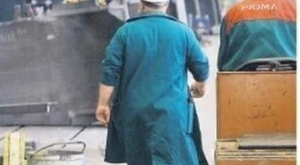 Dramat ludzi z fabryki, Pioma drży