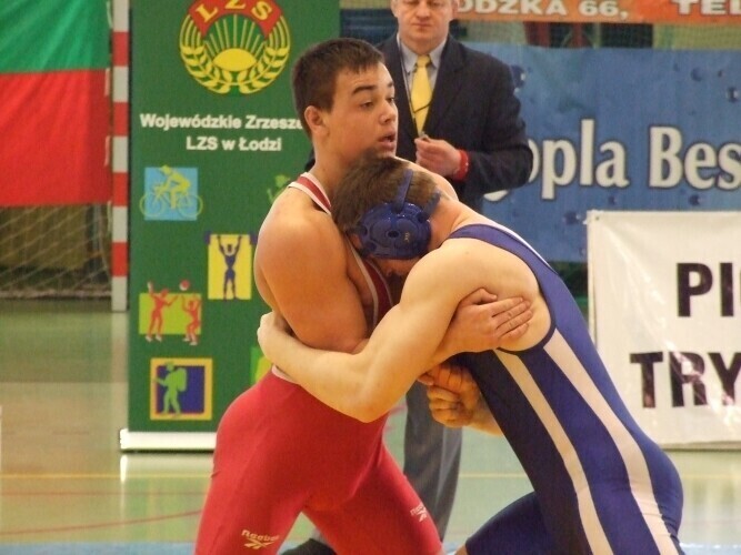 Dziewięć złotych medali piotrkowskiego AKS-u