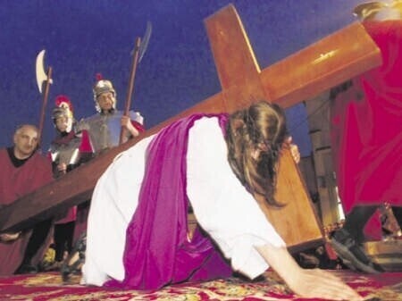 Piotrków Wierni podążyli za krzyżem