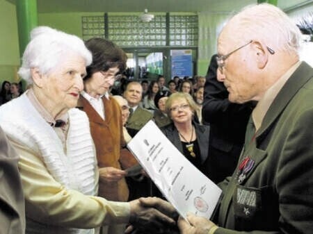 Piotrków Ofiary Katynia pośmiertnie awansowane