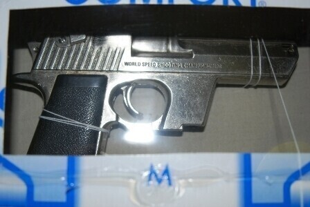 Piotrków Napad z bronią w ręku na aptekę