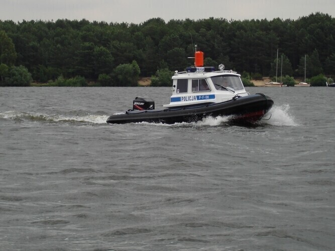 Zalew Policja wodna rozpoczęła służbę