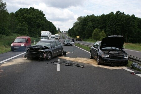 pow. tomaszowski Karambol na krajowej 8
