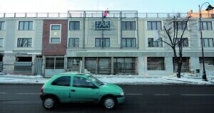 Sklepy i basen w starej octowni