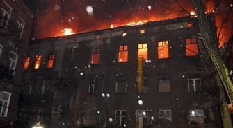 Piotrków: Pożar kamienicy przy Wojska Polskiego