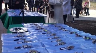 Piotrków: Otrzymali klucze do nowego mieszkania