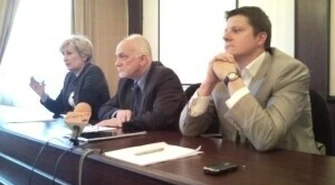 Likwidują, ale nie rezygnują ?