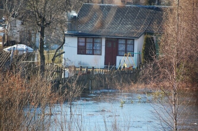 Problem z wodą z powodu zasypanego rowu