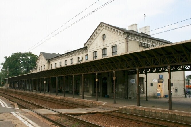 Zatrzymani za usiłowanie rozboju na dworcu PKP