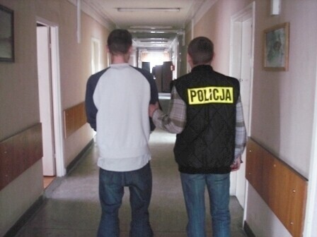 Sulejowska Z nożem na ekspedientkę