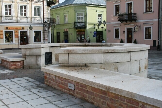 Murkiem na Starym Mieście interesowało się CBA