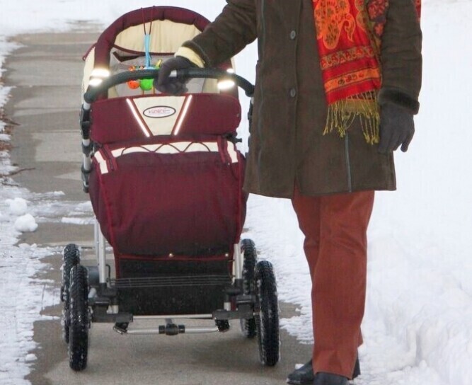 Będzie pensja dla babci i dziadka za opiekę