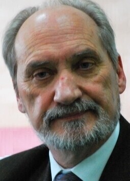 Piotrków A. Macierewicz o Lechu Kaczyńskim