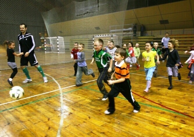 GKS przegrał w meczu z przedszkolakami