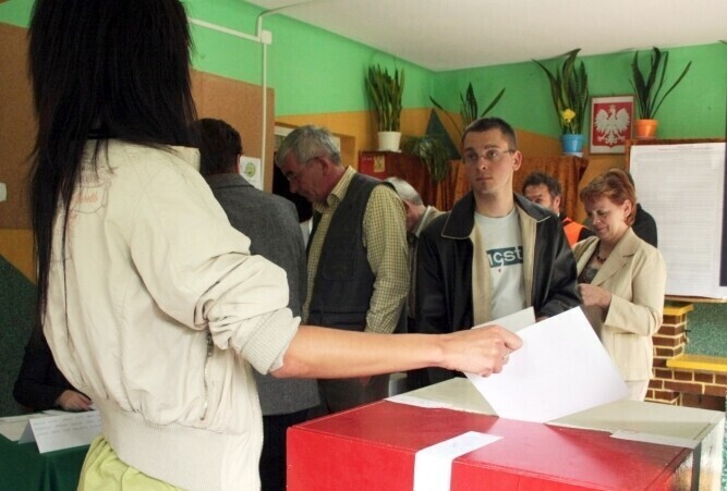 W regionie piotrkowskim górą Jarosław Kaczyński