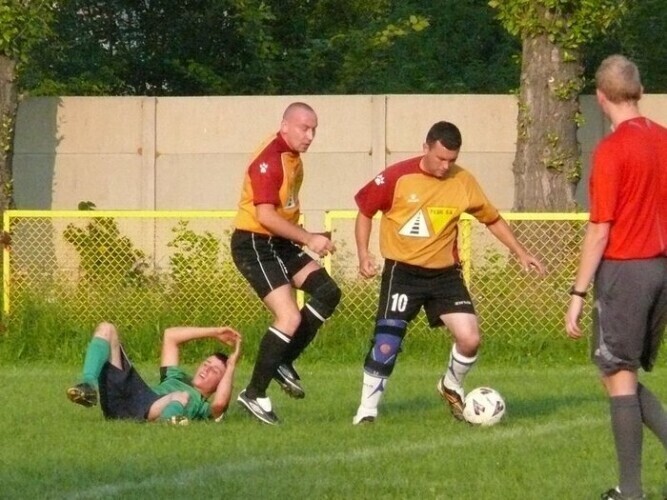 Niezrzeszeni grają dalej