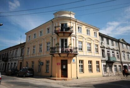 Wali się mimo remontu