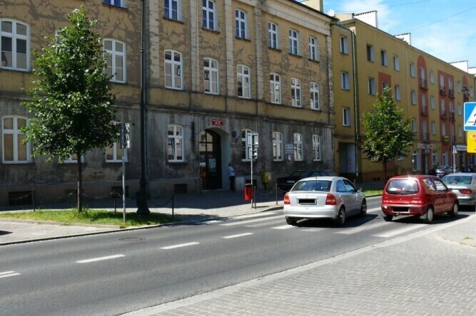 SP 10 w Piotrkowie - do 2012 się nie zawali