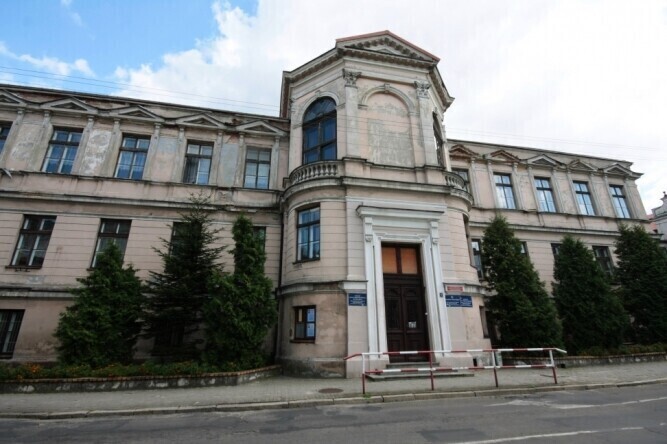 Miasto chce oddać budynek przy Stronczyńskiego