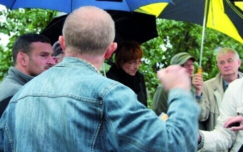 Piotrków Naruszyli budynek i co dalej