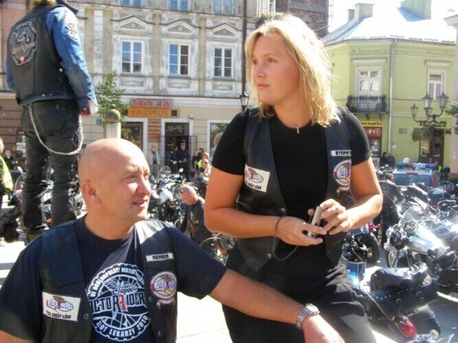 Lekarze na motorach opanowali Starówkę