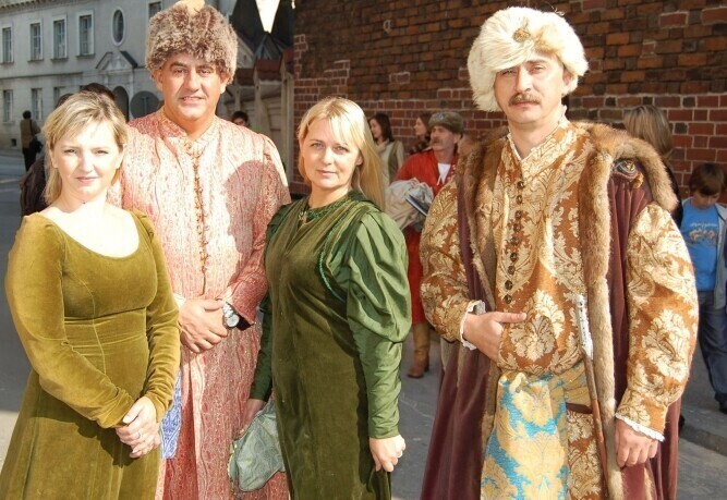 Piotrków. Widowisko KMICIC EUROPY