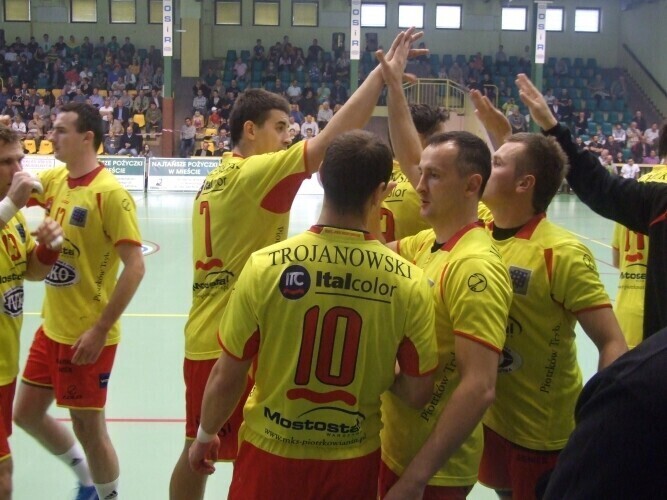 Wyjazdowy remis Piotrkowianina. Zwycięstwo było blisko