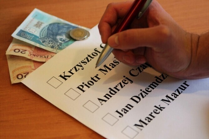 Piotr Masiarek drugi według bukmacherów