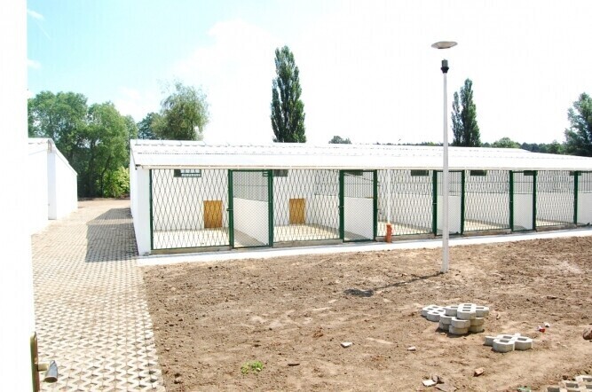 Termin oddania schroniska ponownie się zmieni