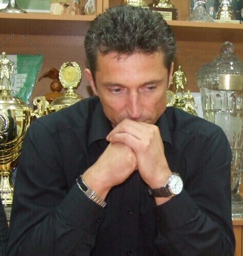 Sławomir Majak Zmuszeni jesteśmy grać brzydko