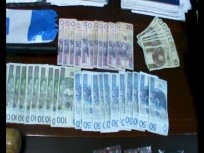 Policjanci zatrzymali producentów dopalaczy