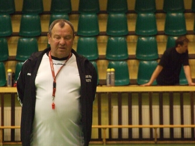 Edward Strząbała rozpoczyna misję