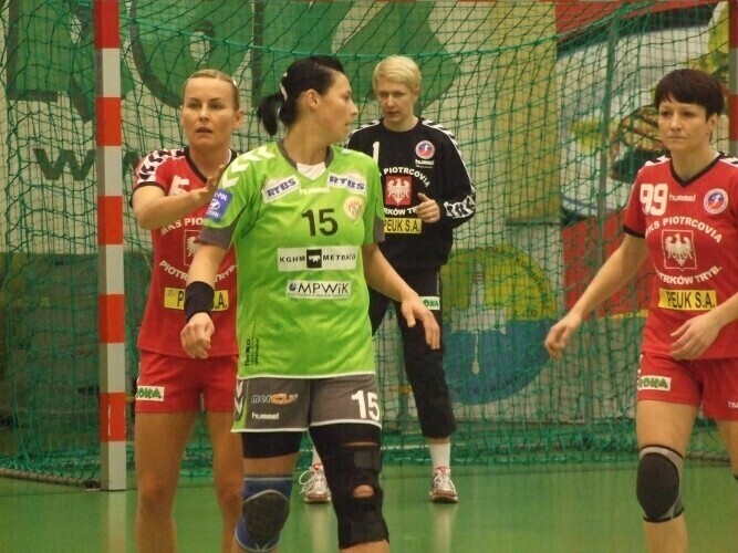 Znów wyjazdowy remis i znów niewykorzystany karny w końcówce