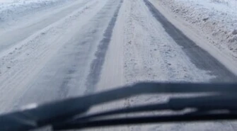 Trudne warunki na drodze Wolbórz - Baby