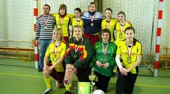 Finały LZS w piłce kobiet - zwycięzcą Ostrovia Ostrówek