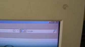 Podejrzani o ściąganie pornografii dziecięcej