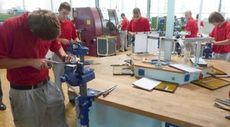 Haering kształci po europejsku