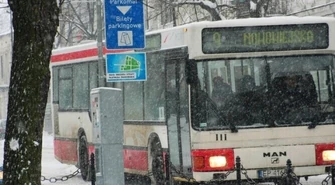 Zimą lepiej korzystać z komunikacji miejskiej
