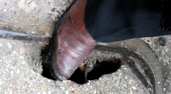 Słowackiego: Uważaj, bo wpadniesz!