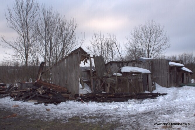 Trzy osoby zginęły w tragicznym pożarze domu