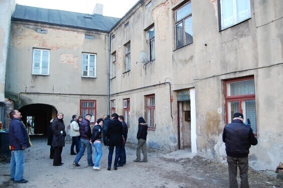 Piotrków Właścicielka chce pozbyć się lokatorów