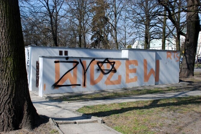 Piotrków Nieprzyjemny spacer po Starówce