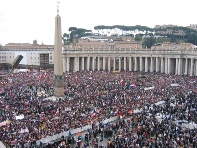 Piotrkowianie na beatyfikacji Jana Pawła II