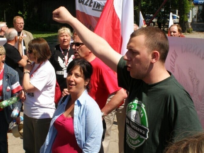 Niech ludzie usłyszą dźwięk pustych garnków