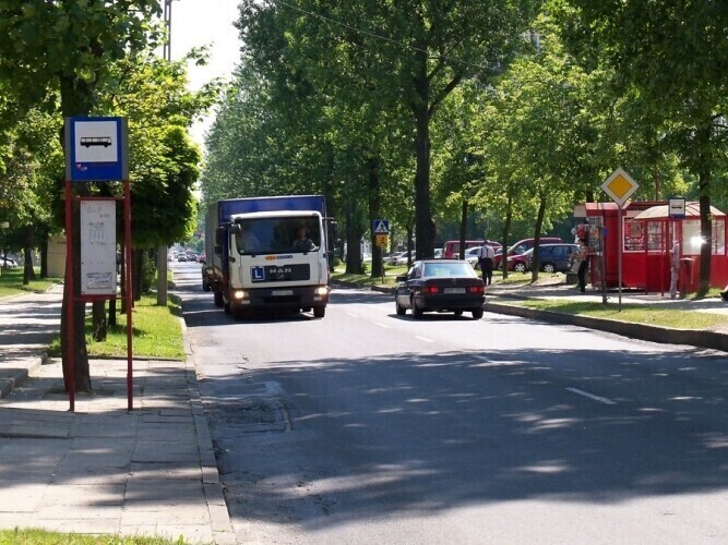 Od 7 lat proszą o budowę zatok autobusowych